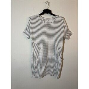 Half Moon T shirt Dress Womens Medium Front Pockets Crew Neck White Gray Beach